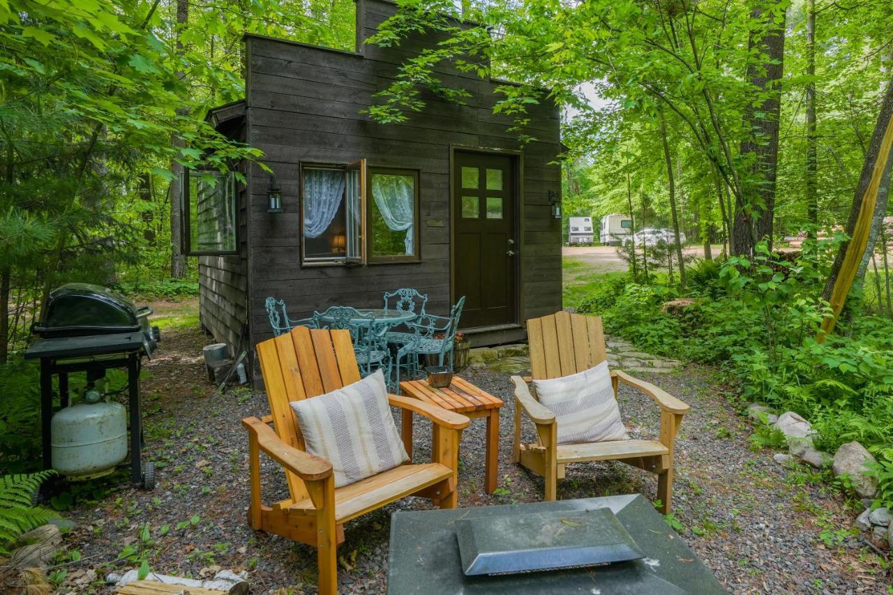Vintage Wild West Tiny Hotel In The Woods! Pine City Екстер'єр фото