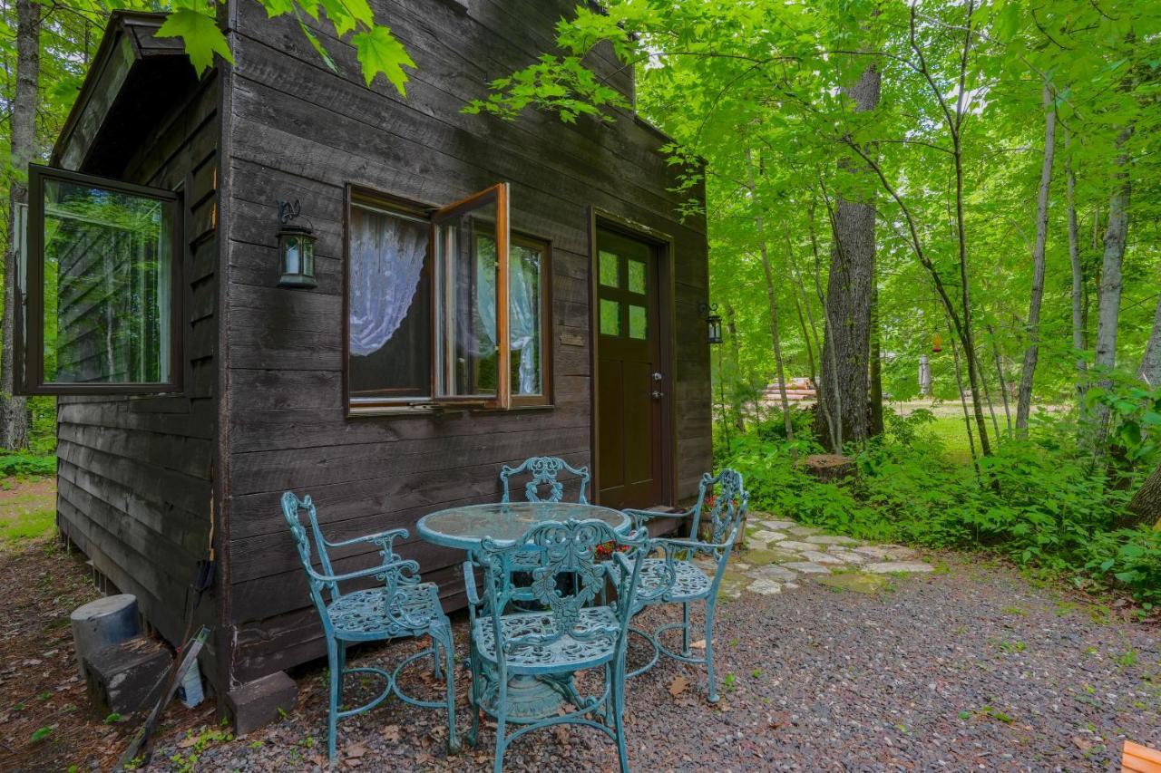Vintage Wild West Tiny Hotel In The Woods! Pine City Екстер'єр фото